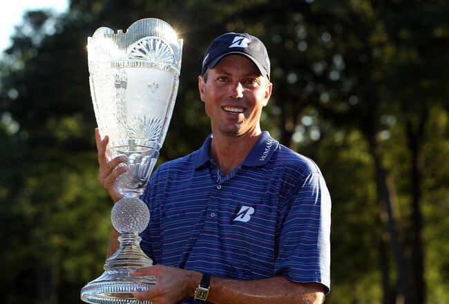 PARAMUS, NJ - AUGUST 29:  Matt Kuchar poses with the trophy after winning The Barclays at the Ridgewood Country Club on August 29, 2010 in Paramus, New Jersey.  (Photo by Scott Halleran/Getty Images)