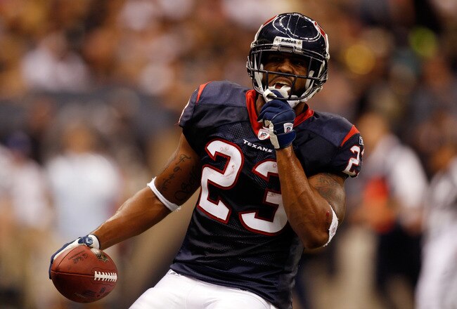 NEW ORLEANS - AUGUST 21:  Arian Foster #23 of the Houston Texans celebrates after scoring a touchdown against the New Orleans Saints at the Louisiana Superdome on August 21, 2010 in New Orleans, Louisiana.  (Photo by Chris Graythen/Getty Images)