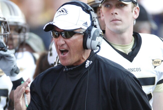 ANN ARBOR, MI - SEPTEMBER 05:  Head coach Bill Cubit of the Western Michigan Broncos yells on the sideline while playing the Michigan Wolverines on September 5, 2009 at Michigan Stadium in Ann Arbor, Michigan. Michigan won the game 31-7. (Photo by Gregory Shamus/Getty Images)