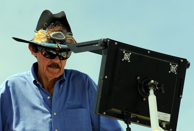 BRISTOL, TN - AUGUST 20:  Team owner Richard Petty looks on from pit road during practice for the NASCAR Sprint Cup Series IRWIN Tools Night Race at Bristol Motor Speedway on August 20, 2010 in Bristol, Tennessee.  (Photo by John Harrelson/Getty Images for NASCAR)