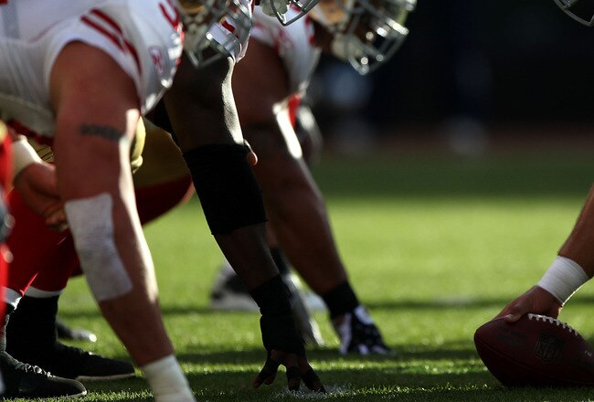 OAKLAND, CA - AUGUST 28:  Members of the Oakland Raiders line up against the San Francisco 49ers during an NFL preseason game at Oakland-Alameda County Coliseum on August 28, 2010 in Oakland, California. (Photo by Jed Jacobsohn/Getty Images)