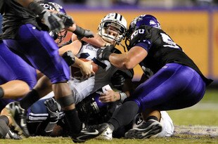 Ea62b02133b662ba53c534b1347bfa02-getty-82600432rm003_byu_v_tcu_crop_310x205