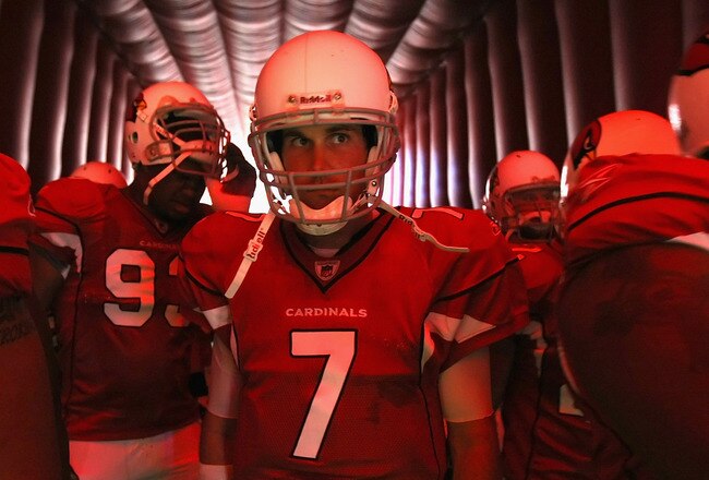 GLENDALE, AZ - AUGUST 14:  Quarterback Matt Leinart #7 of the Arizona Cardinals is introduced prior to preseason NFL game against the Houston Texans at the University of Phoenix Stadium on August 14, 2010 in Glendale, Arizona. The Cardinals defeated the Texans 19-16.  (Photo by Christian Petersen/Getty Images)