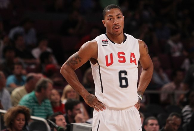 NEW YORK - AUGUST 15:  Derrick Rose #6 of the United States against France during their exhibition game as part of the World Basketball Festival at Madison Square Garden on August 15, 2010 in New York City.  (Photo by Nick Laham/Getty Images)