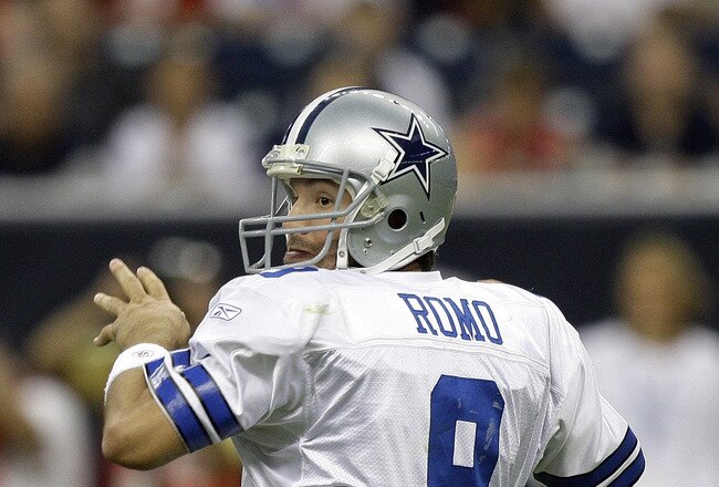 HOUSTON - AUGUST 28:  Quarterback Tony Romo #9 of the Dallas Cowboys looks for a receiver against the Houston Texans in a preseason game at Reliant Stadium on August 28, 2010 in Houston, Texas.  (Photo by Bob Levey/Getty Images)