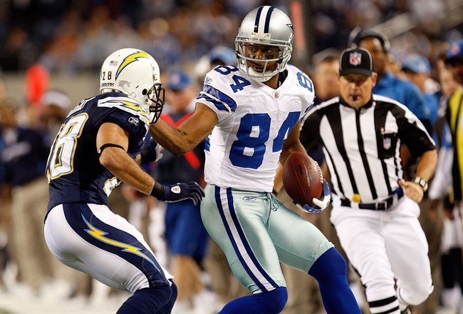 ARLINGTON, TX - DECEMBER 13:  Wide receiver Patrick Crayton of the Dallas Cowboys at Cowboys Stadium on December 13, 2009 in Arlington, Texas.  (Photo by Ronald Martinez/Getty Images)