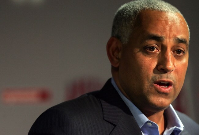 ANAHEIM, CA - JUNE 17:  New York Mets general manager Omar Minaya addresses the media at a press conference called to name Jerry Manuel as the interim manager at Angel Stadium on June 17, 2008 in Anaheim, California.  (Photo by Jeff Gross/Getty Images)