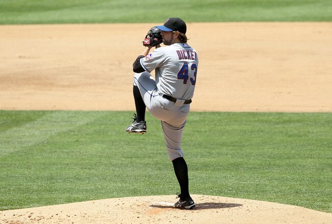 LOS ANGELES, CA - JULY 25:  R.A. Dickey #43 of the New York Mets throws a pitch against the Los Angeles Dodgers on July 25, 2010 at Dodger Stadium in Los Angeles, California. The Dodgers won 1-0.  (Photo by Stephen Dunn/Getty Images)