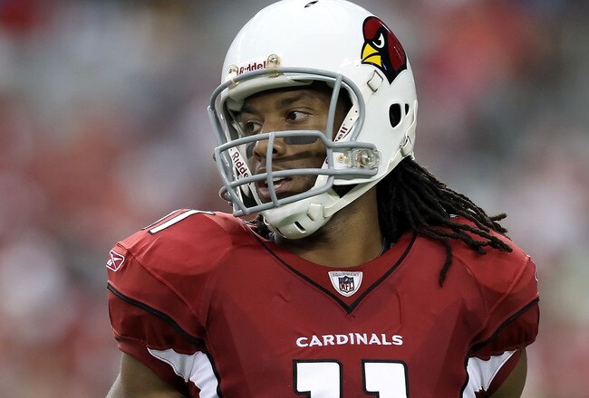 GLENDALE, AZ - AUGUST 14:  Wide receiver Larry Fitzgerald #11 of the Arizona Cardinals during preseason NFL game against the Houston Texans at the University of Phoenix Stadium on August 14, 2010 in Glendale, Arizona.  The Cardinals defeated the Texans 19-16.  (Photo by Christian Petersen/Getty Images)