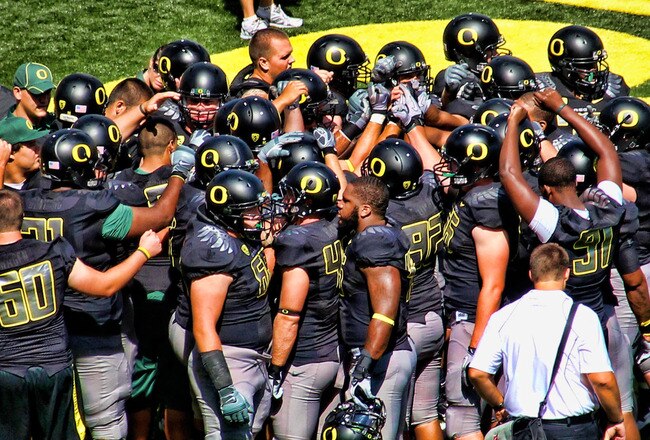 Pregame_huddle_crop_650x440
