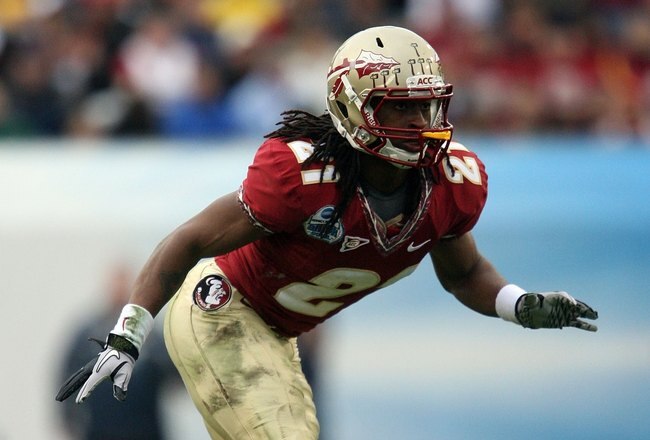 JACKSONVILLE, FL - JANUARY 01:  Cornerback Patrick Robinson #21 of the Florida State Seminoles drops back into coverage against the West Virginia Mountaineers during the Konica Minolta Gator Bowl on January 1, 2010 at Jacksonville Municipal Stadium in Jacksonville, Florida. Florida State defeated West Virginia 33-21 in Bobby Bowden's last game as a head coach for the Seminoles.  (Photo by Doug Benc/Getty Images)