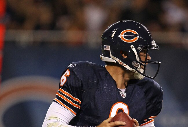 CHICAGO - AUGUST 28: Jay Cutler #6 of the Chicago Bears looks for a receiver against the Arizona Cardinals during a preseason game at Soldier Field on August 28, 2010 in Chicago, Illinois. The Cardinals defeated the Bears 14-9. (Photo by Jonathan Daniel/Getty Images)