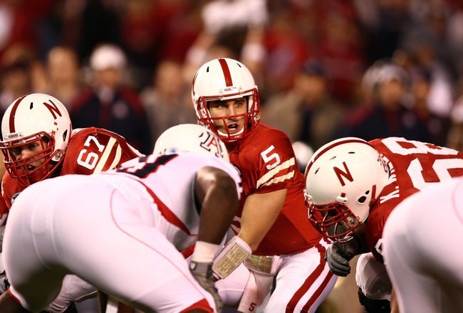 SAN DIEGO - DECEMBER 30:  Quarterback Zac Lee #5 of the University of Nebraska Cornhuskers lines up behind center against the University of Arizona Wildcats during the Pacific Life Holiday Bowl on December 30, 2009 at Qualcomm Stadium in San Diego, California. The Cornhuskers defeated the Wildcats 33-0. (Photo By Donald Miralle/Getty Images)