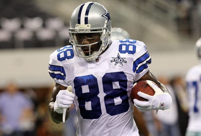 ARLINGTON, TX - SEPTEMBER 02:  Wide receiver Dez Bryant #88 of the Dallas Cowboys at Cowboys Stadium on September 2, 2010 in Arlington, Texas.  (Photo by Ronald Martinez/Getty Images)