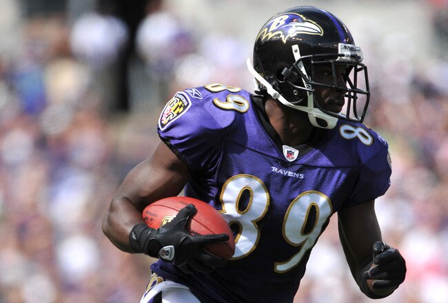 BALTIMORE - SEPTEMBER 27:  Mark Clayton #89 of the Baltimore Ravens runs the ball against the Cleveland Browns at M&T Bank Stadium on September 27, 2009 in Baltimore, Maryland. The Ravens defeated the Browns 34-3. (Photo by Larry French/Getty Images)