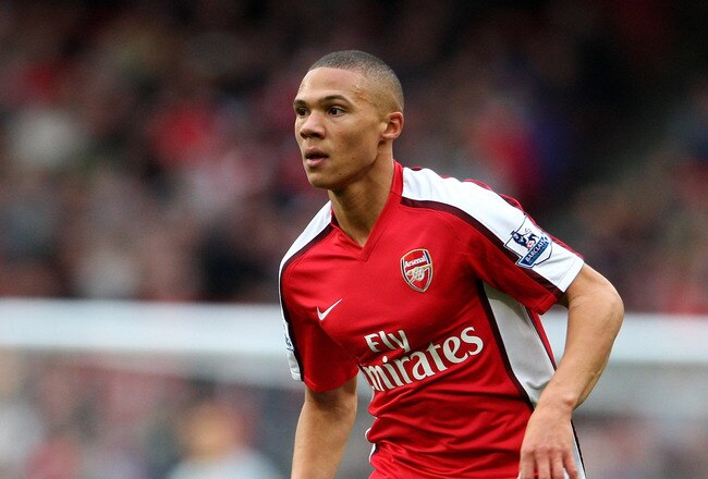 LONDON, ENGLAND - OCTOBER 17:  Kieran Gibbs of Arsenal in action during the Barclays Premier League match between Arsenal and Birmingham City at Emirates Stadium on October 17, 2009 in London, England.  (Photo by Phil Cole/Getty Images)