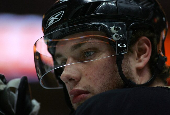 ANAHEIM, CA - FEBRUARY 08:  Bobby Ryan #9 of the Anaheim Ducks looks on during warm-up prior to their NHL game against the Los Angeles Kings at the Honda Center on February 8, 2010 in Anaheim, California.  (Photo by Victor Decolongon/Getty Images)