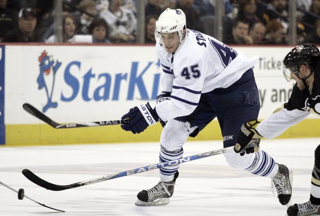 PITTSBURGH, PA - MARCH 28:  Viktor Stalberg #45 of the Toronto Maple Leafs handles the puck against the Pittsburgh Penguins at Mellon Arena on March 28, 2010 in Pittsburgh, Pennsylvania.  The Penguins defeated the Leafs 5-4 in a shootout.  (Photo by Justin K. Aller/Getty Images)