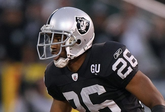 OAKLAND, CA - SEPTEMBER 8:  Stanford Routt #26 of the Oakland Raiders lines up in position during the NFL game against the Denver Broncos on September 8, 2008 at McAfee Coliseum in Oakland, California. The Broncos defeated the Raiders 41-14. (Photo by Jed Jacobsohn/Getty Images)