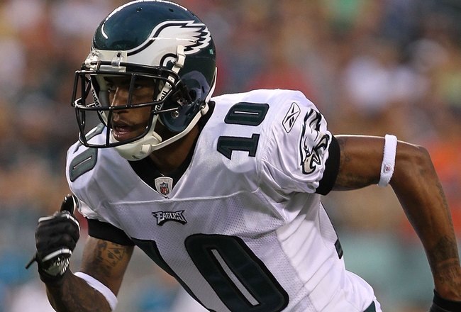 PHILADELPHIA - AUGUST 13:  DeSean Jackson #10 of the Philadelphia Eagles against the Jacksonville Jaguars during their preseason game at Lincoln Financial Field on August 13, 2010 in Philadelphia, Pennsylvania.  (Photo by Nick Laham/Getty Images)