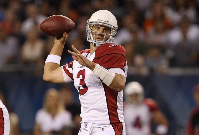 CHICAGO - AUGUST 28: Derek Anderson #3 of the Arizona Cardinals drops back to pass against the Chicago Bears during a preseason game at Soldier Field on August 28, 2010 in Chicago, Illinois. The Cardinals defeated the Bears 14-9. (Photo by Jonathan Daniel/Getty Images)