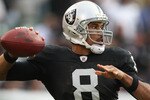 OAKLAND, CA - AUGUST 28: Jason Campbell #8 of the Oakland Raiders p asses againsthe San Francisco 49ers during an NFL preseason game at Oakland-Alameda County Coliseum on August 28, 2010 in Oakland, California. (Photo by Jed Jacobsohn/Getty Images)