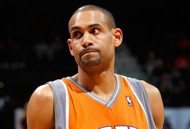 ATLANTA - JANUARY 15:  Grant Hill #33 of the Phoenix Suns against the Atlanta Hawks at Philips Arena on January 15, 2010 in Atlanta, Georgia.  NOTE TO USER: User expressly acknowledges and agrees that, by downloading and/or using this Photograph, User is consenting to the terms and conditions of the Getty Images License Agreement.  (Photo by Kevin C. Cox/Getty Images)