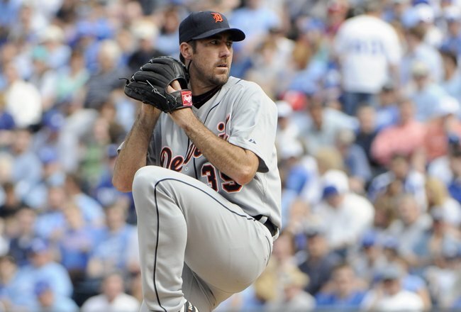 KANSAS CITY, MO - APRIL 05:  Justin Verlander #35 of the Detroit Tigers pitches during the season opener against the Kansas City Royals on April 5, 2010 at Kauffman Stadium in Kansas City, Missouri. (Photo by G. Newman Lowrance/Getty Images)