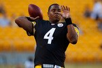 PITTSBURGH - AUGUST 25:  Byron Leftwich #4 of the Pittsburgh Steelers warms up prior to the preseason game against the Carolina Panthers on September 2, 2010 at Heinz Field in Pittsburgh, Pennsylvania.  (Photo by Jared Wickerham/Getty Images)