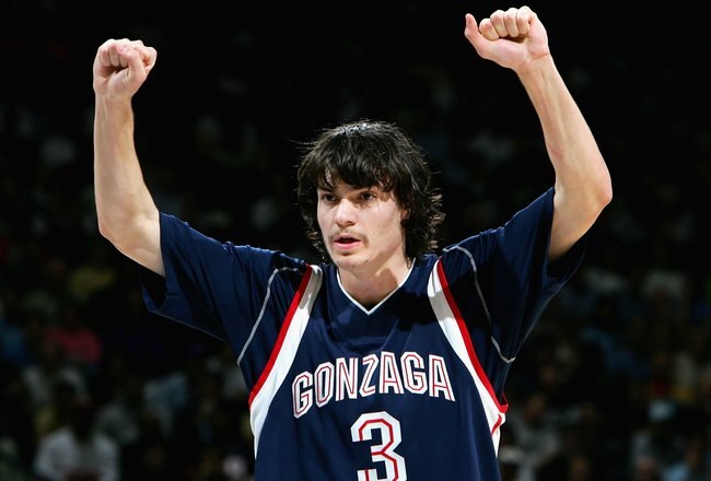 OAKLAND, CA - MARCH 23:  Adam Morrison #3 of the Gonzaga Bulldogs calls a play against the UCLA Bruins during the third round game of the NCAA Division I Men's Basketball Tournament at the Arena in Oakland on March 23, 2006 in Oakland, California.  (Photo by Jed Jacobsohn/Getty Images)
