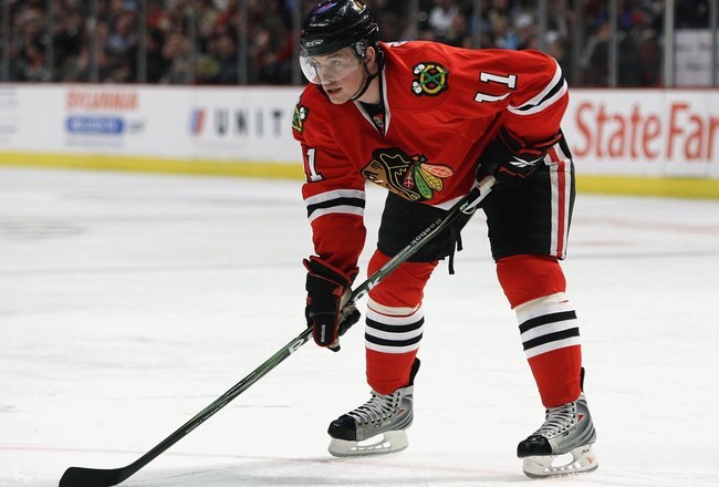 CHICAGO - FEBRUARY 27: Jack Skille #11 of the Chicago Blackhawks waits for a face-off against the Pittsburgh Penguins on February 27, 2009 at the United Center in Chicago, Illinois. The Penguins defeated the Blackhawks 5-4 in overtime. (Photo by Jonathan Daniel/Getty Images)