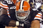 CLEVELAND - AUGUST 21:   Peyton Hillis #40 of the Cleveland Browns runs the ball through the St. Louis Rams defense at Cleveland Browns Stadium on August 21, 2010 in Cleveland, Ohio.  (Photo by Matt Sullivan/Getty Images)