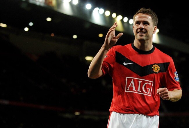 MANCHESTER, ENGLAND - FEBRUARY 23:  Michael Owen of Manchester United celebrates after scoring to make it 3-0 during the Barclays Premier League match between Manchester United and West Ham United at Old Trafford on February 23, 2010 in Manchester, England.  (Photo by Michael Regan/Getty Images)