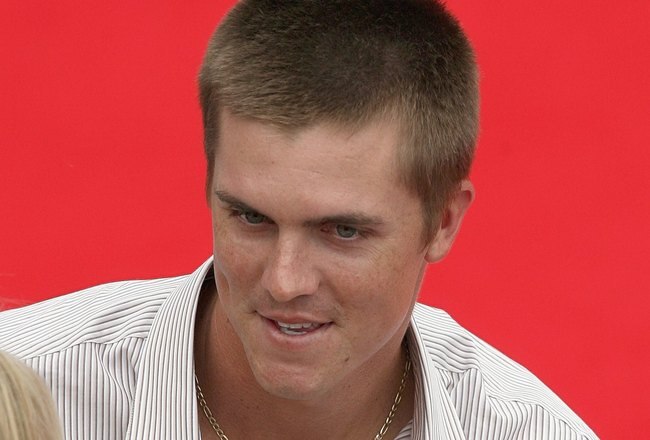 ST LOUIS, MO - JULY 14:  Zach Grienke of Kansas City Royals takes part in the MLB All-Star Game Red Carpet Parade on July 14, 2009 in St Louis, Missouri. (Photo by Dilip Vishwanat/Getty Images)