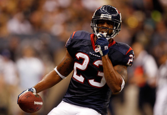 NEW ORLEANS - AUGUST 21:  Arian Foster #23 of the Houston Texans celebrates after scoring a touchdown against the New Orleans Saints at the Louisiana Superdome on August 21, 2010 in New Orleans, Louisiana.  (Photo by Chris Graythen/Getty Images)