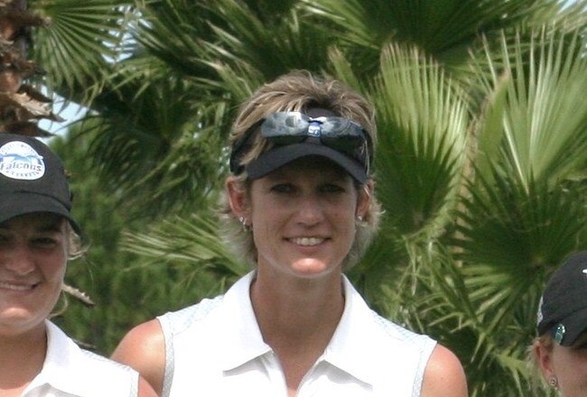 Ladyfalcon201051_crop_650x440