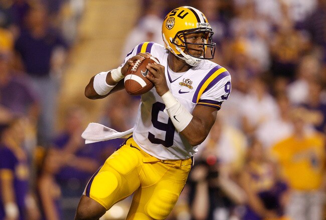 BATON ROUGE, LA - SEPTEMBER 25:  Jordan Jefferson #9 of the Louisiana State Univeristy Tigers in action against the West Virginia Mountaineers at Tiger Stadium on September 25, 2010 in Baton Rouge, Louisiana.  The Tigers defeated the Mountaineers 20-14.  (Photo by Chris Graythen/Getty Images)