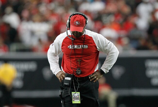 ATLANTA - OCTOBER 03:  Head coach Mike Singletary of the San Francisco 49ers paces the sidelines during the game against the Atlanta Falcons at Georgia Dome on October 3, 2010 in Atlanta, Georgia.  (Photo by Kevin C. Cox/Getty Images)