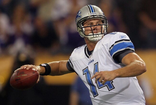 MINNEAPOLIS - SEPTEMBER 26:  Quarterback Shaun Hill #14 of the Detroit Lions drops back to pass against the Minnesota Vikings at Mall of America Field on September 26, 2010 in Minneapolis, Minnesota.  (Photo by Jeff Gross/Getty Images)