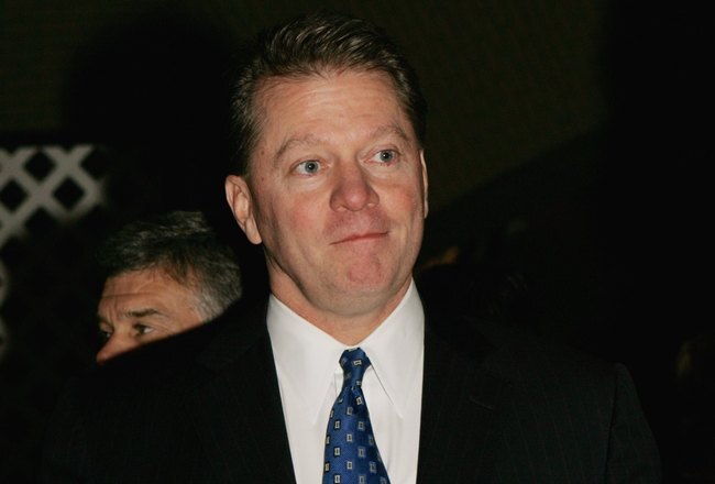 TORONTO - NOVEMBER 12:  St. Louis Blues president Dave Checketts arrives at the Hockey Hall of Fame induction ceremony on November 12, 2007 at the Hockey Hall of Fame in Toronto, Ontario, Canada.  (Photo by Bruce Bennett/Getty Images)