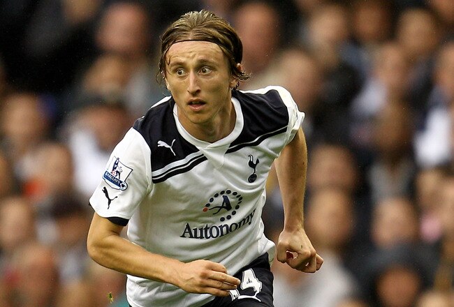 LONDON, ENGLAND - OCTOBER 02:  Luka Modric of Spurs in action during the Barclays Premier League match between Tottenham Hotspur and Aston Villa at White Hart Lane on October 2, 2010 in London, England.  (Photo by Paul Gilham/Getty Images)