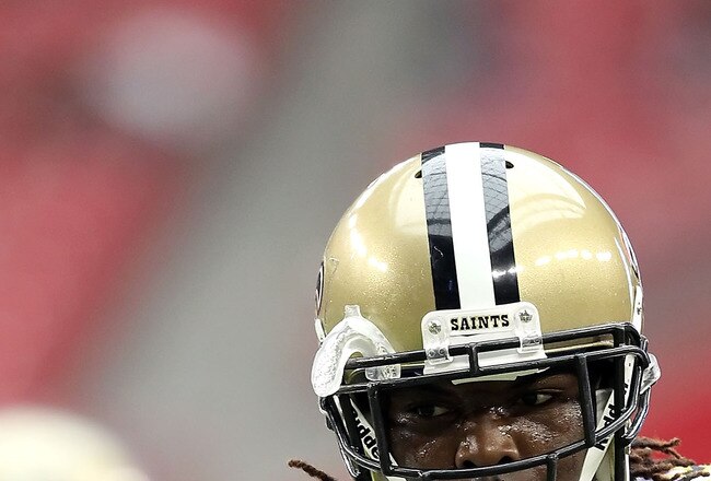 GLENDALE, AZ - OCTOBER 10:  Runningback Chris Ivory #29 of the New Orleans Saints warms up before the NFL game against the Arizona Cardinals at the University of Phoenix Stadium on October 10, 2010 in Glendale, Arizona.  (Photo by Christian Petersen/Getty Images)