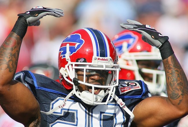 ORCHARD PARK, NY - SEPTEMBER 20:  Safety Donte Whitner #20 of the Buffalo Bills celebrates during the game against the Tampa Bay Buccaneers at Ralph Wilson Stadium on September 20, 2009 in Orchard Park, New York.  The Bills won 33-20.  (Photo by Rick Stewart/Getty Images)