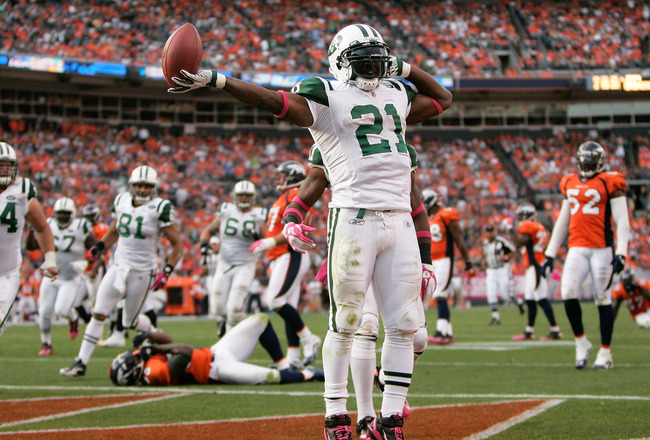 New York Jets: LaDainian Tomlinsons Two TDs Lift Jets Over Broncos ...