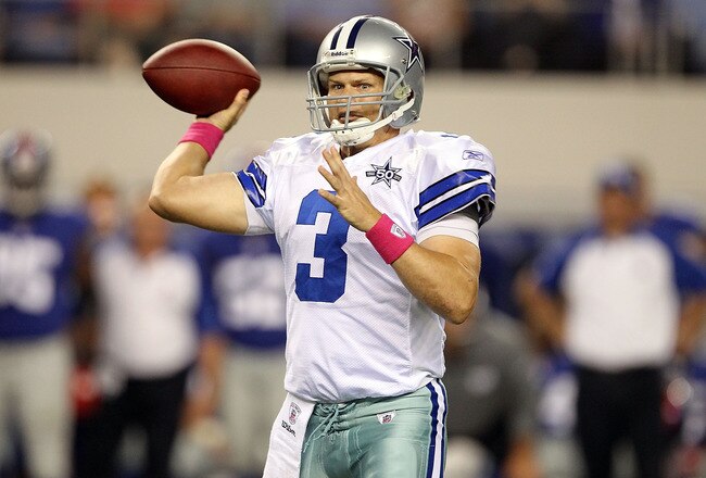ARLINGTON, TX - OCTOBER 25:  Quarterback Jon Kitna #3 of the Dallas Cowboys drops back to pass against the New York Giants in the second quarter at Cowboys Stadium on October 25, 2010 in Arlington, Texas.  (Photo by Ronald Martinez/Getty Images)