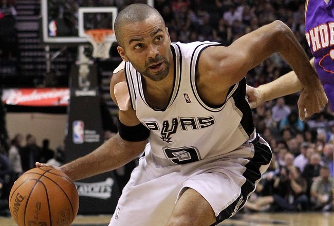 SAN ANTONIO - MAY 09:  Guard Tony Parker #9 of the San Antonio Spurs in Game Four of the Western Conference Semifinals during the 2010 NBA Playoffs at AT&T Center on May 9, 2010 in San Antonio, Texas. NOTE TO USER: User expressly acknowledges and agrees that, by downloading and or using this photograph, User is consenting to the terms and conditions of the Getty Images License Agreement.  (Photo by Ronald Martinez/Getty Images)
