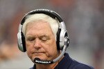 ARLINGTON, TX - SEPTEMBER 19:  Head coach Wade Phillips of the Dallas Cowboys reacts during a 27-20 loss against the Chicago Bears at Cowboys Stadium on September 19, 2010 in Arlington, Texas.  (Photo by Ronald Martinez/Getty Images)