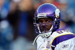 FOXBORO, MA - OCTOBER 31:  Randy Moss #84 of the Minnesota Vikings runs onto the field before a game against the New England Patriots at Gillette Stadium on October 31, 2010 in Foxboro, Massachusetts. (Photo by Jim Rogash/Getty Images)