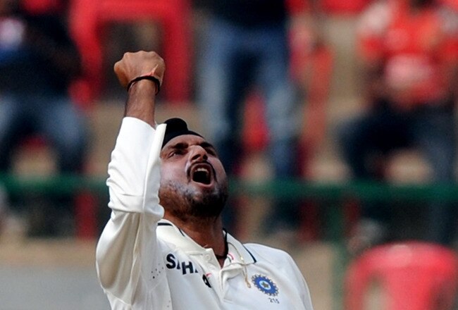 BANGALORE, INDIA - OCTOBER 12:  Harbhajan Singh of India celebrates capturing the wicket of Marcus North during day four of the Second Test match between India and Australia at M.Chinnaswamy Stadium on October 12, 2010 in Bangalore, India.  (Photo by Pal Pillai/Getty Images)