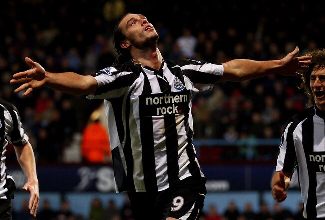 LONDON, ENGLAND - OCTOBER 23:  Andrew Carroll of Newcastle United celebrates scoring their second goal during the Barclays Premier League match between West Ham United and Newcastle United at The Boleyn Ground on October 23, 2010 in London, England.  (Photo by Julian Finney/Getty Images)